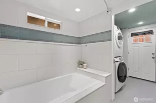 7925 15th Ave SW, Seattle, WA 98106 - Photo 32