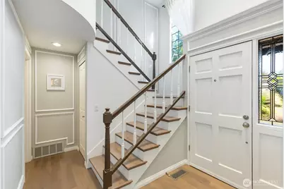 24020 SE 42nd Street, Sammamish, WA 98029 - Photo 2