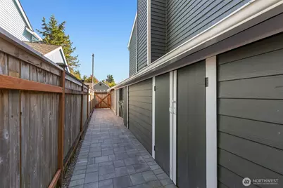 24020 SE 42nd Street, Sammamish, WA 98029 - Photo 34