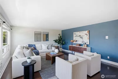4324 Phinney Avenue N #3, Seattle, WA 98103 - Photo 6