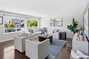 4324 Phinney Ave N, Seattle, WA 98103 - Photo 2
