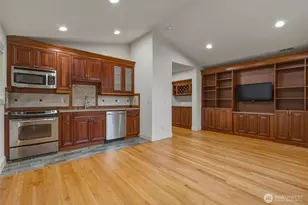 7909 78th Ave SE, Mercer Island, WA 98040 - Photo 18