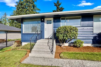 5615 Beverly Ln, Everett, WA 98203 - Photo 4