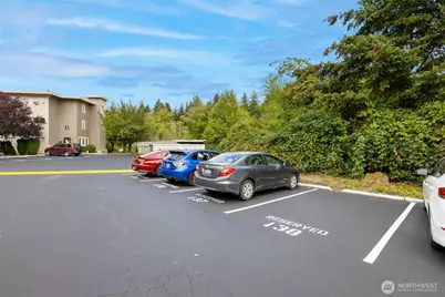 12700 NE 8th Street #E102, Bellevue, WA 98005 - Photo 18