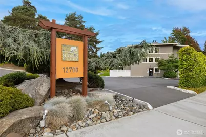 12700 NE 8th Street #E102, Bellevue, WA 98005 - Photo 1