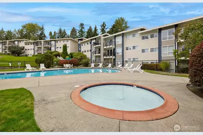 12700 NE 8th Street #E102, Bellevue, WA 98005 - Photo 24