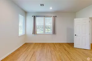1023 SE Sentry Dr, College Place, WA 99324 - Photo 10