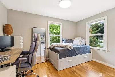 3008 31st Avenue W, Seattle, WA 98199 - Photo 14