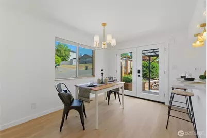 922 Pitt Avenue, Bremerton, WA 98310 - Photo 10