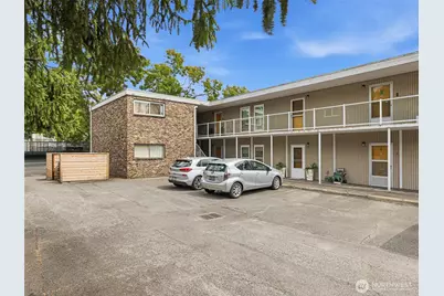 8701 35th Avenue NE #Apt 4, Seattle, WA 98115 - Photo 30