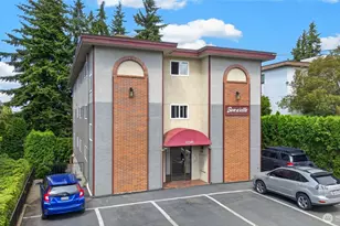 11249 Greenwood Ave N, Seattle, WA 98133 - Photo 2