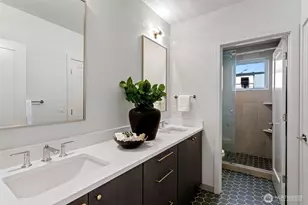 8039 Wallingford Ave N, Seattle, WA 98103 - Photo 30