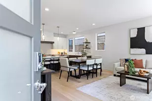 8039 Wallingford Ave N, Seattle, WA 98103 - Photo 4