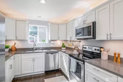 11405 8th Avenue Ct S, Tacoma, WA 98444 - Photo 12