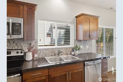 6302 Annette Court SE, Auburn, WA 98092 - Photo 10