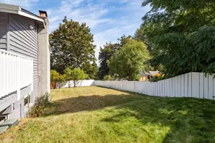 4829 S 166th St, SeaTac, WA 98188 - Photo 32