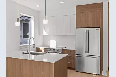 4328 Woodlawn Avenue N #A, Seattle, WA 98103 - Photo 6