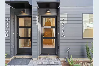 4328 Woodlawn Avenue N #A, Seattle, WA 98103 - Photo 2