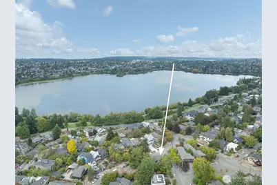 5728 Woodlawn Avenue N, Seattle, WA 98103 - Photo 40