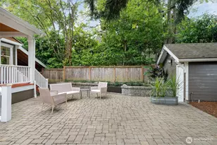 5728 Woodlawn Ave N, Seattle, WA 98103 - Photo 32