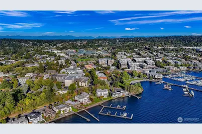 111 Lake Avenue W #202, Kirkland, WA 98033 - Photo 32
