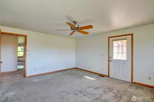 317 McCormick Ln, Mount Vernon, WA 98273 - Photo 12