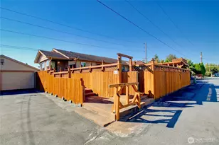 317 McCormick Ln, Mount Vernon, WA 98273 - Photo 28