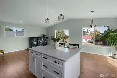 303 NE 6th Street, Coupeville, WA 98239 - Photo 10