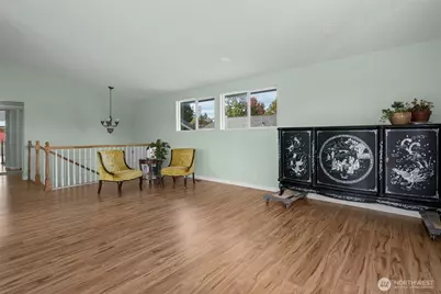 303 NE 6th Street, Coupeville, WA 98239 - Photo 4