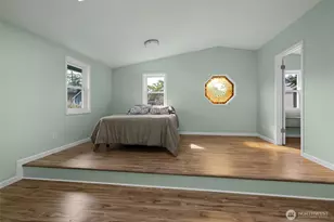 303 NE 6th St, Coupeville, WA 98239 - Photo 18