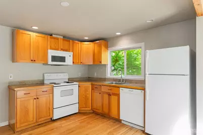 18833 NE 143rd Street, Woodinville, WA 98072 - Photo 14
