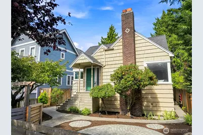 1116 N 76th Street, Seattle, WA 98103 - Photo 1