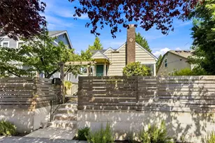 1116 N 76th St, Seattle, WA 98103 - Photo 2
