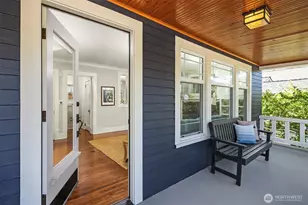 135 NE 53rd St, Seattle, WA 98105 - Photo 2