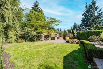 18043 Ashworth Avenue N, Shoreline, WA 98133 - Photo 32