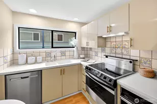 510 Lakeside Ave S, Seattle, WA 98144 - Photo 8