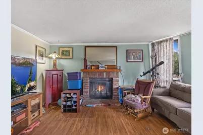 2407 Everett Avenue, Everett, WA 98201 - Photo 6