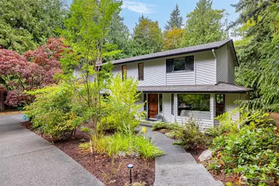 121 N 39th Place, Mount Vernon, WA 98273 - Photo 2