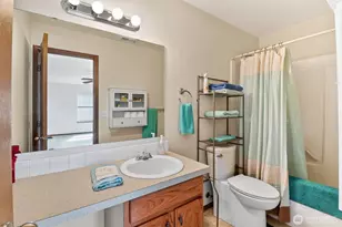308 Easy Street SE, Rainier, WA 98576 - Photo 28