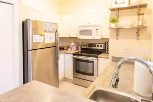 2415 2nd Ave, Seattle, WA 98121 - Photo 8