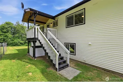 533 316 Street NE, Stanwood, WA 98292 - Photo 24
