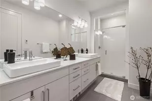 23119 NE 8th St, Sammamish, WA 98074 - Photo 22