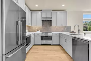 1410 N 47th St, Seattle, WA 98103 - Photo 14