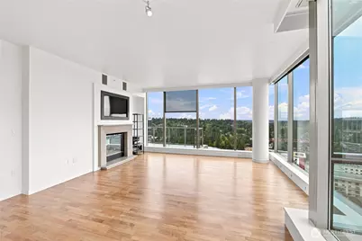 10650 NE 9th Place #2526, Bellevue, WA 98004 - Photo 8
