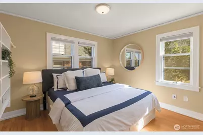 2106 49th Avenue SW, Seattle, WA 98116 - Photo 18