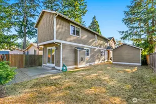 13749 Corliss Ave N, Seattle, WA 98133 - Photo 30