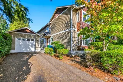 13749 Corliss Avenue N, Seattle, WA 98133 - Photo 4