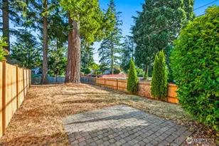13749 Corliss Ave N, Seattle, WA 98133 - Photo 38