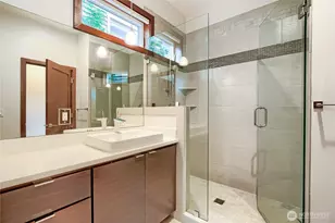 1018 N 37th St, Renton, WA 98056 - Photo 16