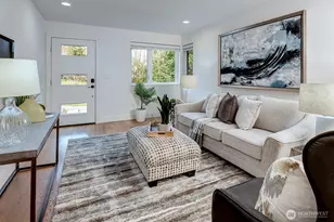 4274 NE 50th St, Seattle, WA 98105 - Photo 4
